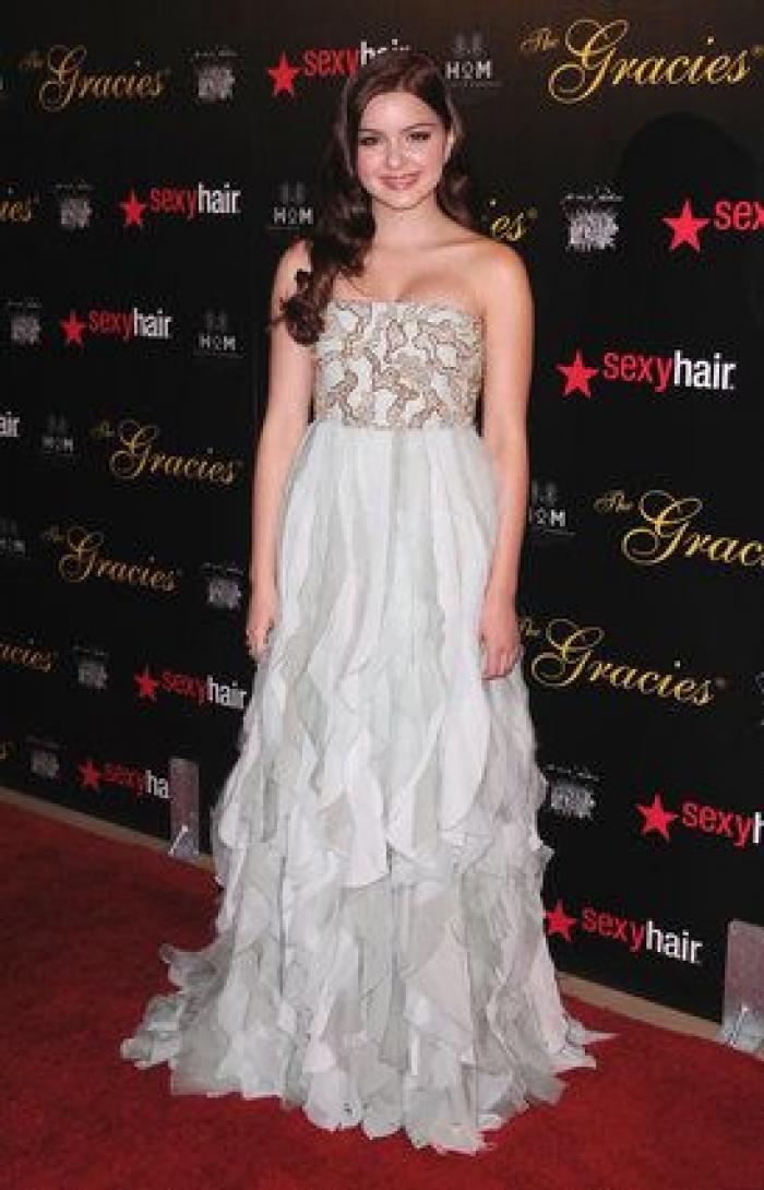 Ariel Winter estalla contra una revista por publicar que paga a su novio