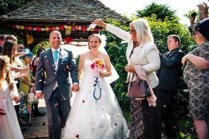 Una novia pasó ocho meses creando toda la decoración para su boda (FOTOS)