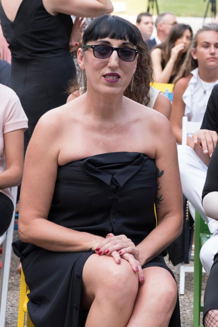 Así despide su madre a David Delfín: homenaje póstumo en el Museo del Traje