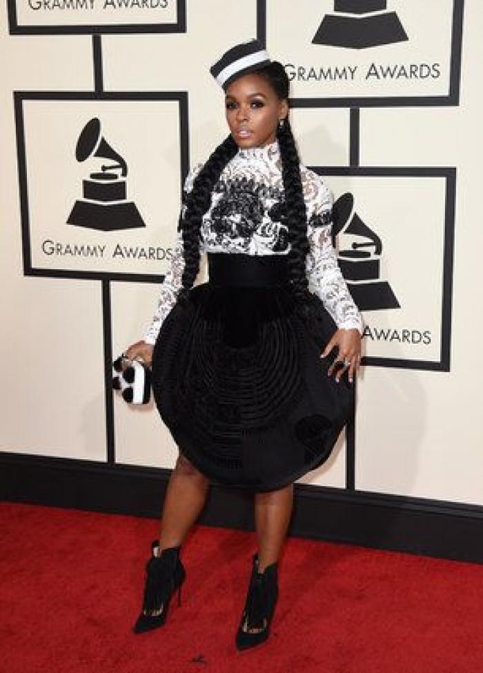 Sofia Vergara hace de 'transformer' para bailar con Pitbull 'El Taxi' en los Grammy