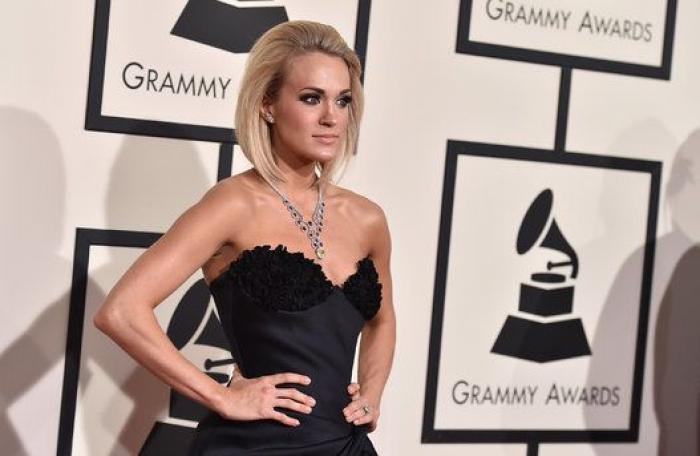 Sofia Vergara hace de 'transformer' para bailar con Pitbull 'El Taxi' en los Grammy