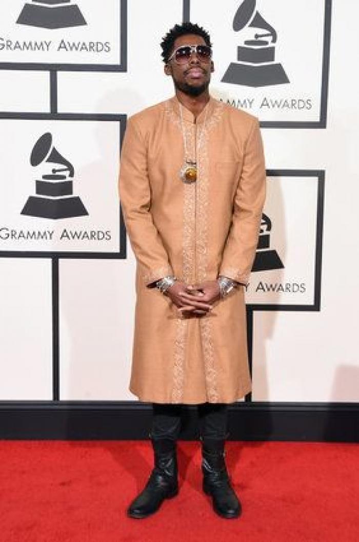 Sofia Vergara hace de 'transformer' para bailar con Pitbull 'El Taxi' en los Grammy