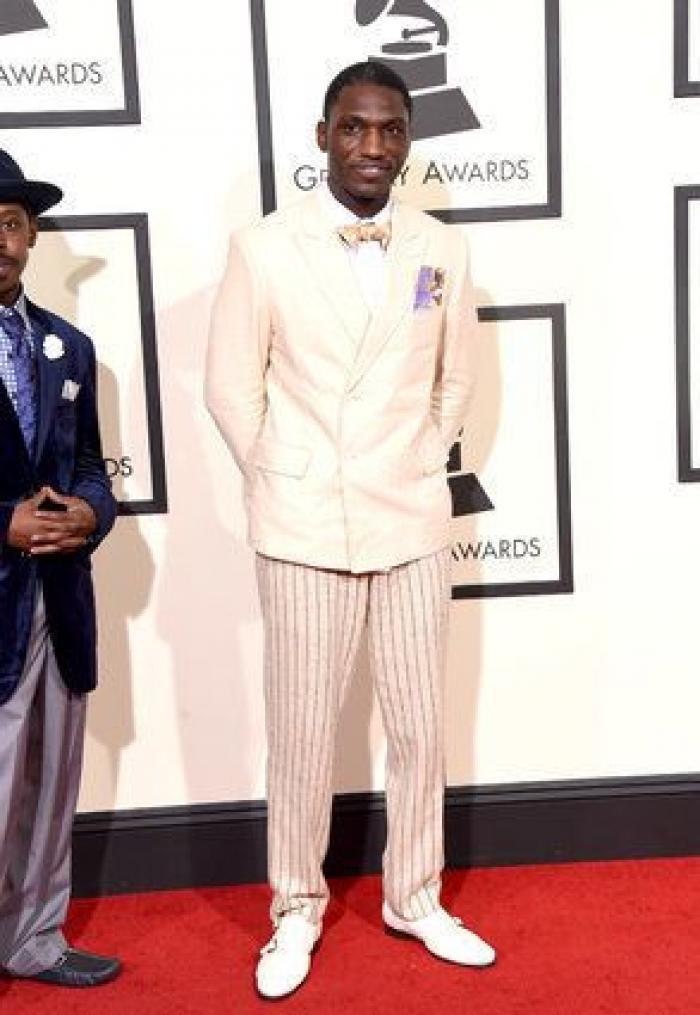 Sofia Vergara hace de 'transformer' para bailar con Pitbull 'El Taxi' en los Grammy