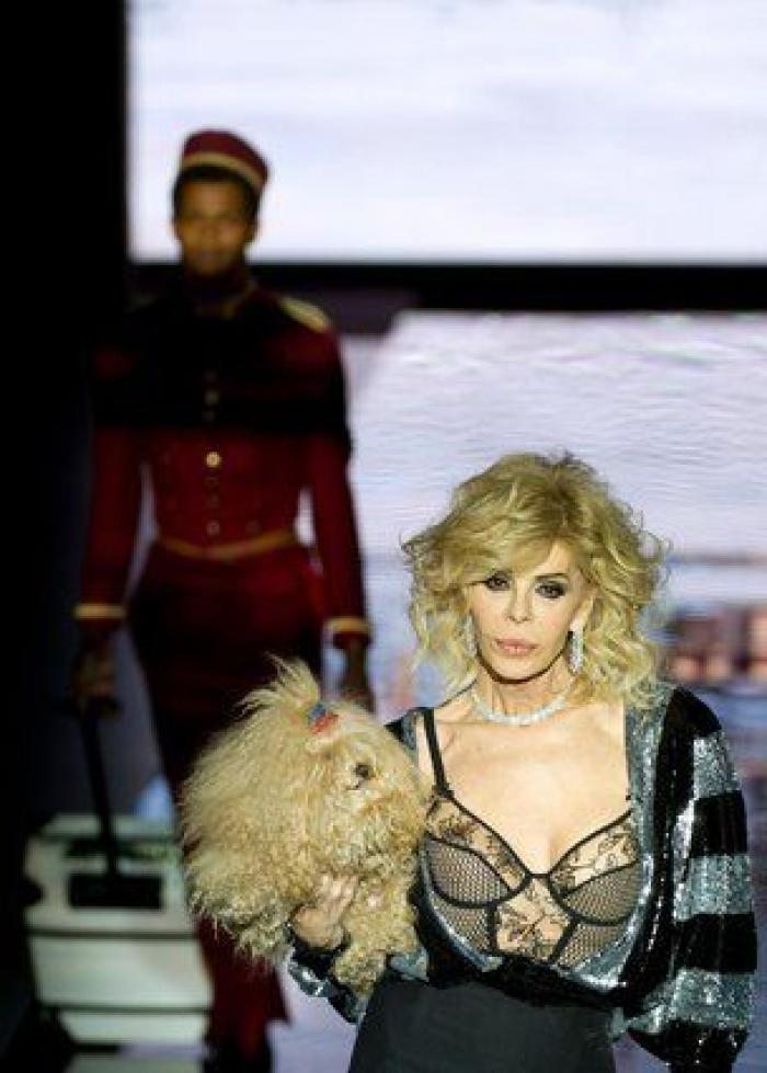 Andrés Sardá llena su sensualidad del espíritu de los grandes hoteles