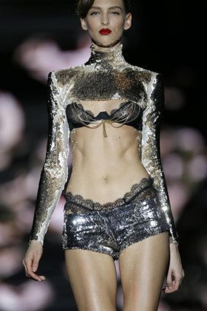 Andrés Sardá llena su sensualidad del espíritu de los grandes hoteles