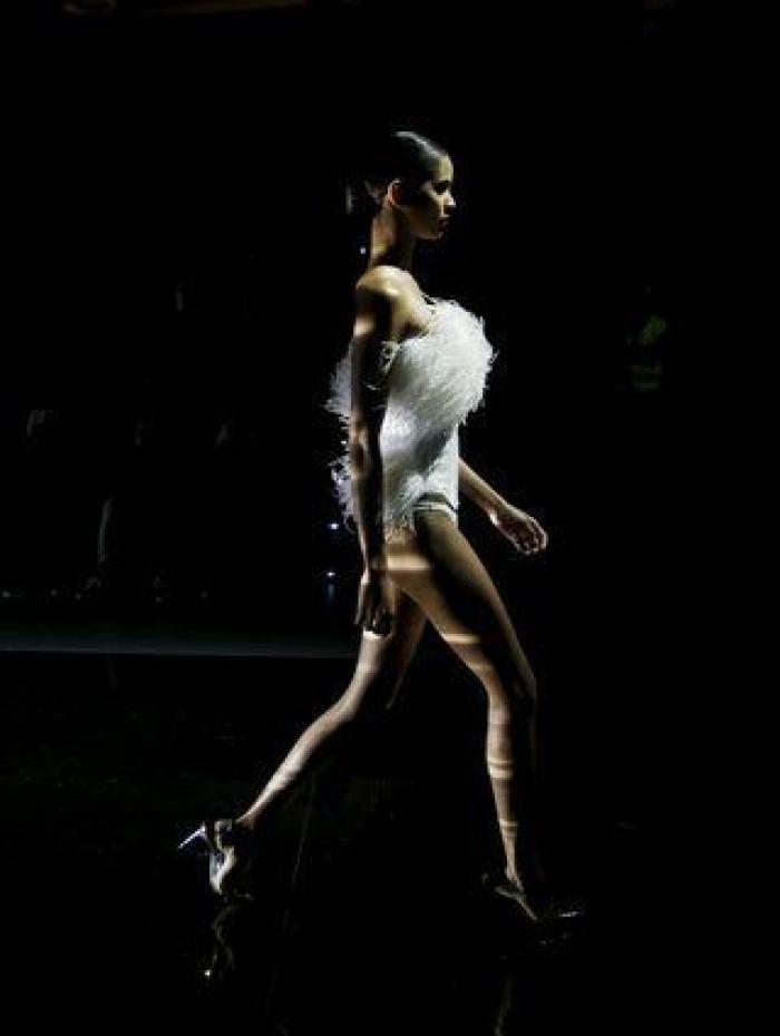 Andrés Sardá llena su sensualidad del espíritu de los grandes hoteles