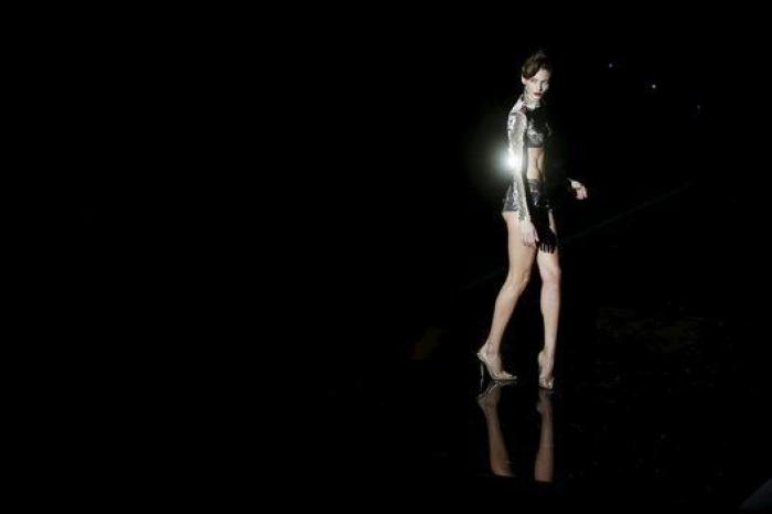 Andrés Sardá llena su sensualidad del espíritu de los grandes hoteles