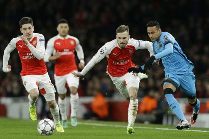 El Barcelona gana al Arsenal y pone un pie en cuartos