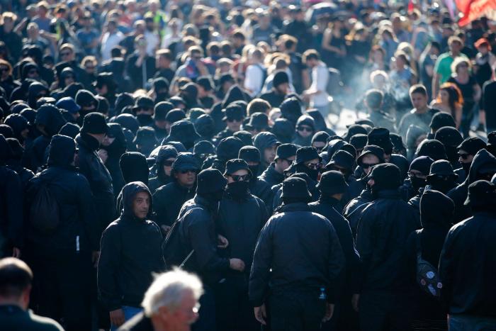 Fuertes enfrentamientos entre policía y manifestantes en Hamburgo (Alemania) por el G20