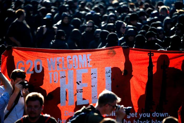 Fuertes enfrentamientos entre policía y manifestantes en Hamburgo (Alemania) por el G20