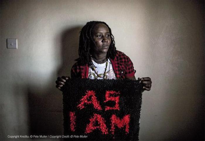 'Amar no es un delito': la exposición que muestra la lucha de los activistas LGTBI en África