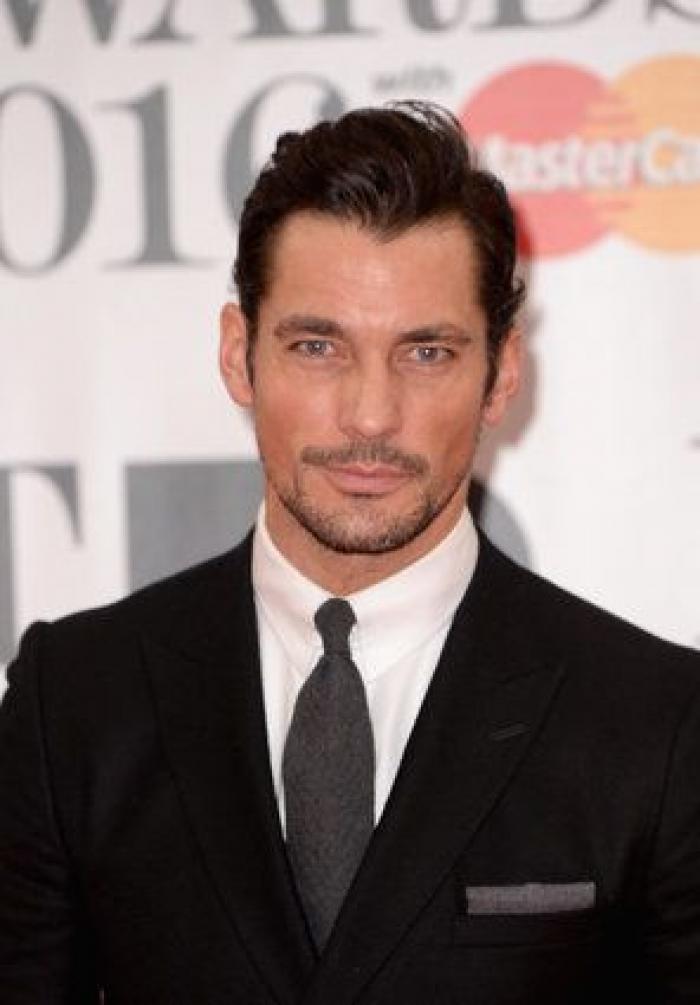 Adele se corona como la reina de la música británica en los Brit Awards