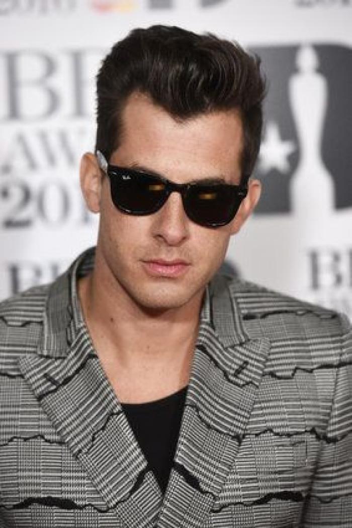 Adele se corona como la reina de la música británica en los Brit Awards