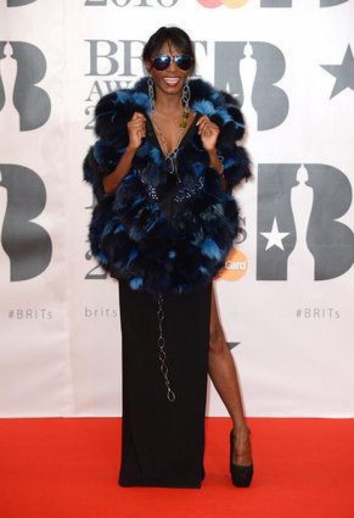 Adele se corona como la reina de la música británica en los Brit Awards