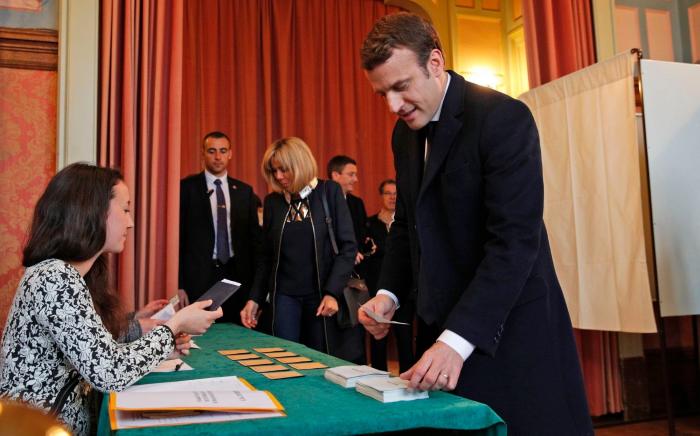 Valls anuncia que irá en las listas al Parlamento por el partido de Macron