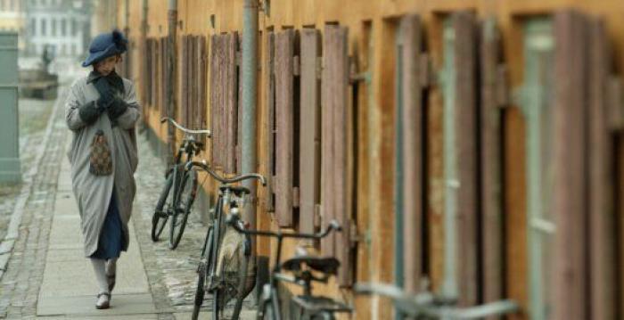 Paco Delgado, nominado al Oscar, explica cómo creó el vestuario de 'La chica danesa'