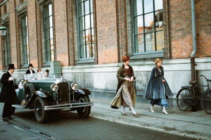 Paco Delgado, nominado al Oscar, explica cómo creó el vestuario de 'La chica danesa'