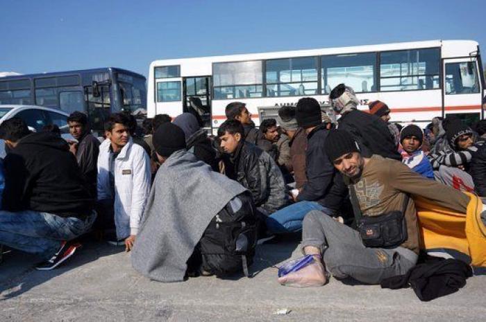 Llegan a España 184 refugiados sirios e iraquíes procedentes de Grecia