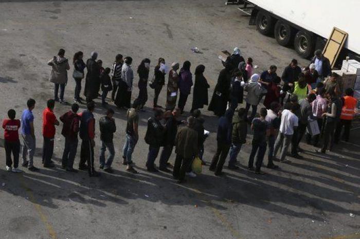 Llegan a España 184 refugiados sirios e iraquíes procedentes de Grecia