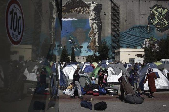 Llegan a España 184 refugiados sirios e iraquíes procedentes de Grecia