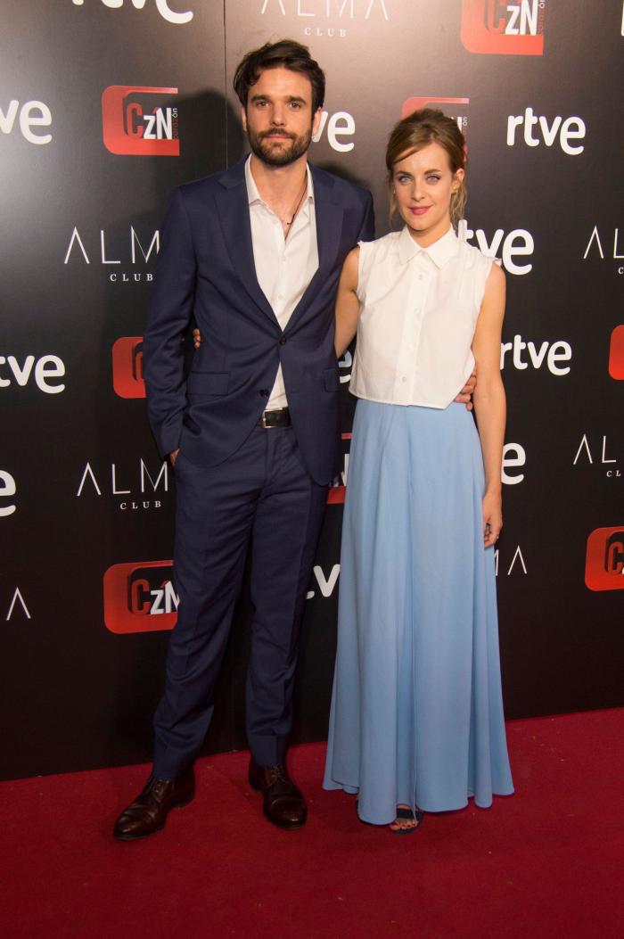 Marta Sánchez se marca un 'Pedroche' y un 'Pataky' en el 20º aniversario de 'Corazón'