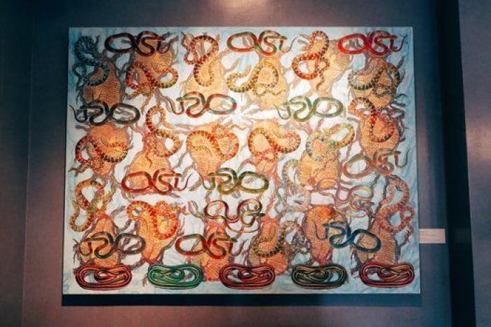 Cotillea los cuadros que esconde la Embajada de Estados Unidos en Madrid (FOTOS)