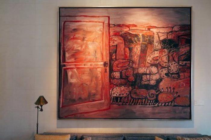 Cotillea los cuadros que esconde la Embajada de Estados Unidos en Madrid (FOTOS)