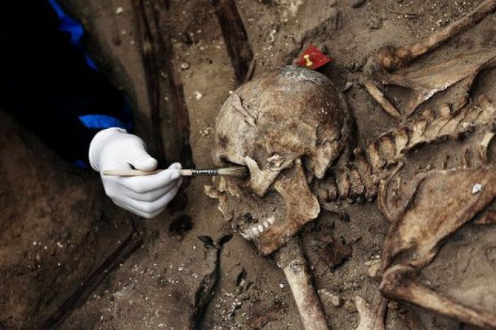 Localizan más de 100 cuerpos de víctimas del fascismo en una fosa de Puerto Real (Cádiz)