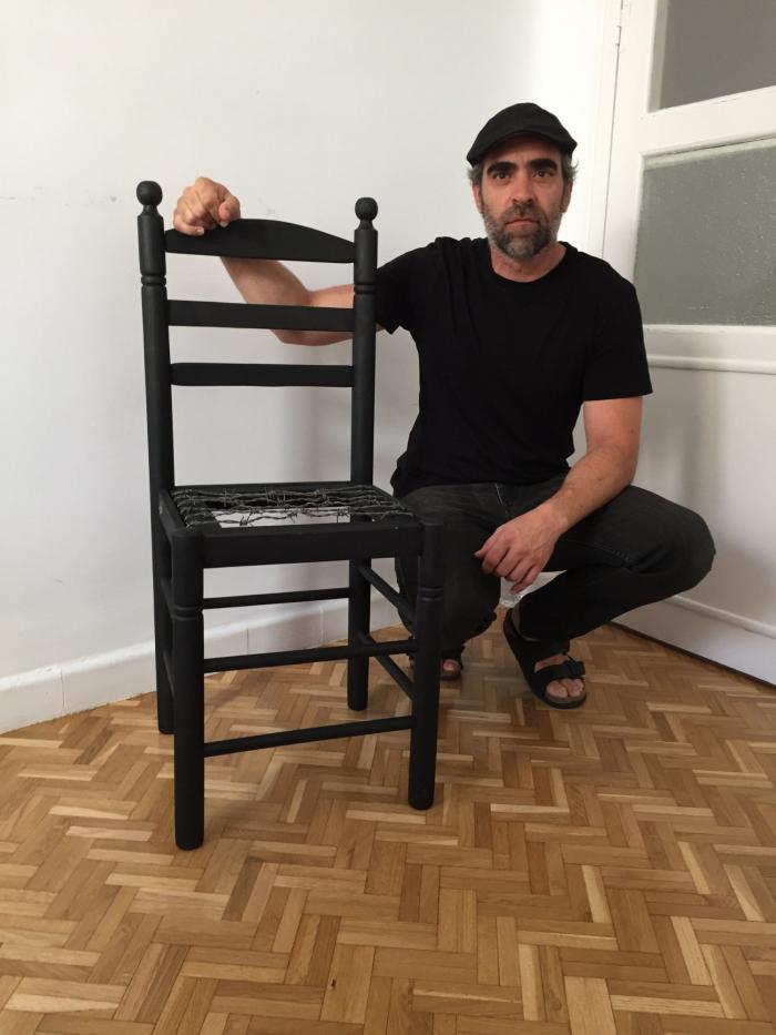 60 personalidades ceden su silla a los refugiados