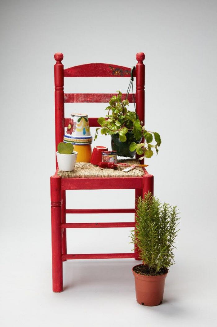 60 personalidades ceden su silla a los refugiados