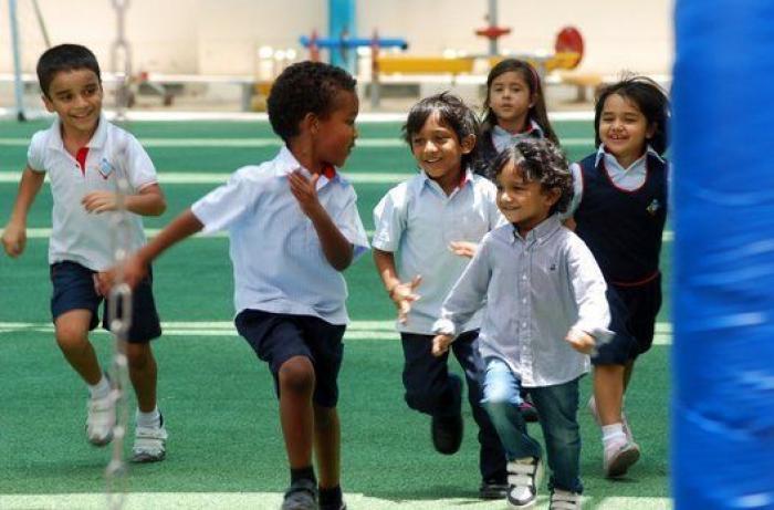 ¿Cómo son los uniformes de los colegios de todo el mundo?