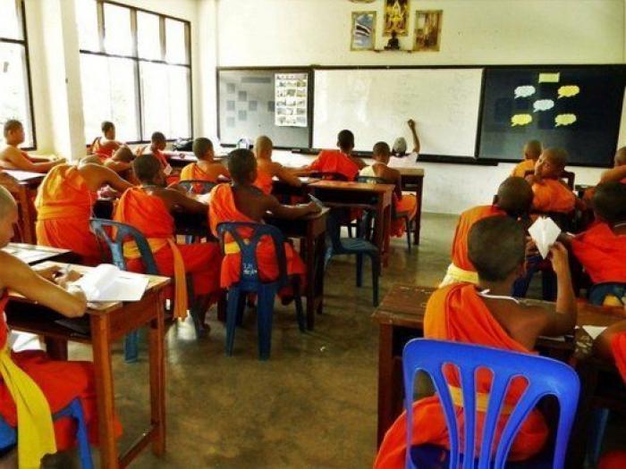 ¿Cómo son los uniformes de los colegios de todo el mundo?