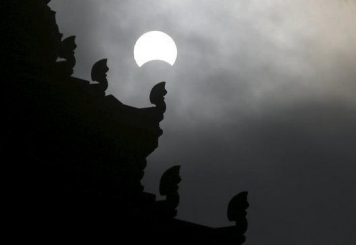 Las mejores fotos del eclipse total de Sol que se vio en Asia