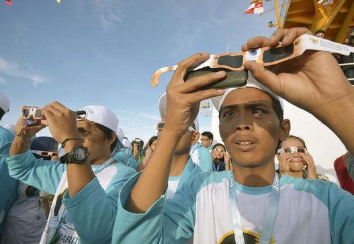 Las mejores fotos del eclipse total de Sol que se vio en Asia
