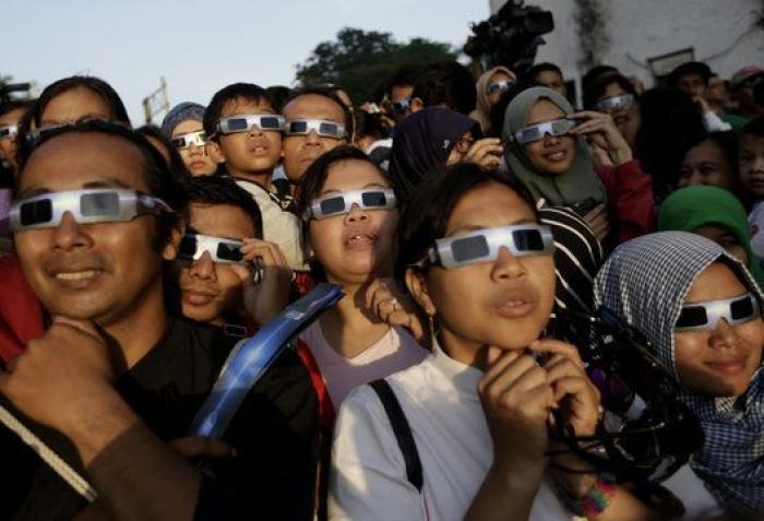 Las mejores fotos del eclipse total de Sol que se vio en Asia