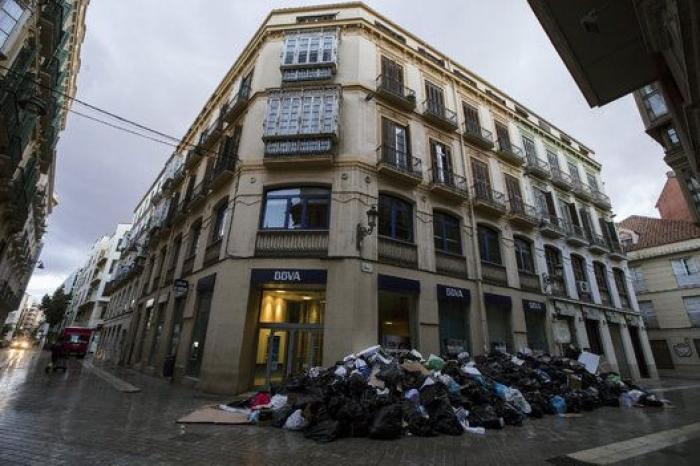 Las imágenes más impactantes de la huelga de basura de Málaga