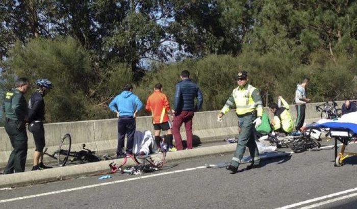 Dos ciclistas muertos y seis heridos por un atropello en A Guarda (Pontevedra)