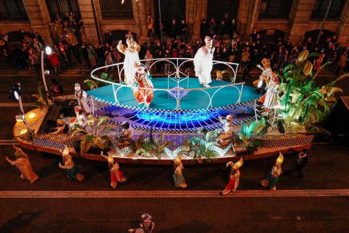 La cabalgata de Cádiz revienta Twitter con estas imágenes