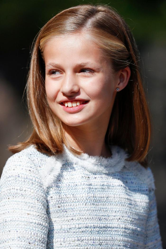 La reina Letizia vuelve a apostar por el rojo en los Centenarios de Covadonga 2018