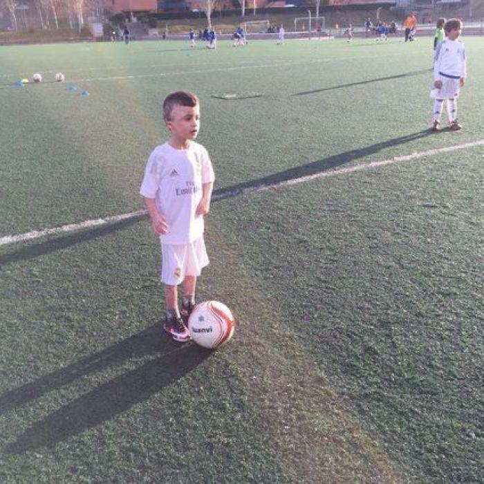 Ahmad, un niño de 5 años quemado por colonos en Palestina, cumple su sueño de estar con el Real Madrid