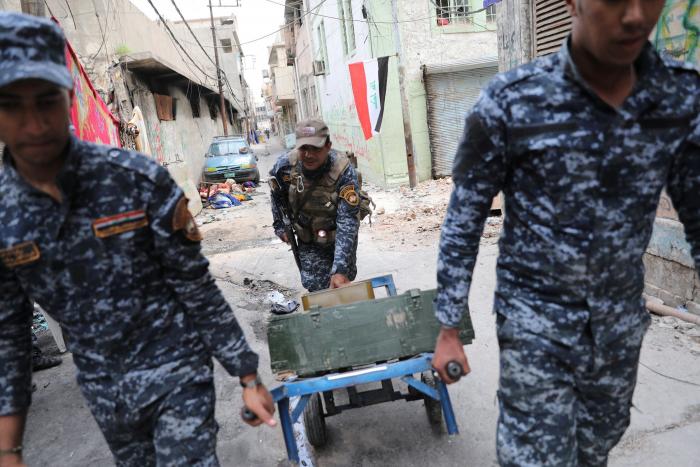 Unicef denuncia que alrededor de 100.000 niños están atrapados en Mosul, tras las líneas de Estado Islámico