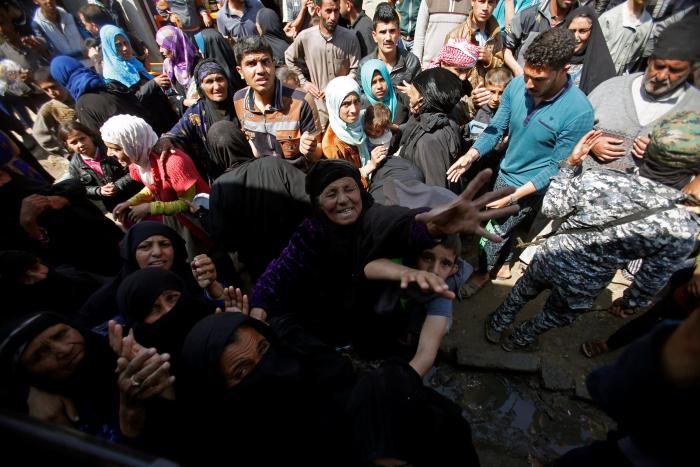 Unicef denuncia que alrededor de 100.000 niños están atrapados en Mosul, tras las líneas de Estado Islámico