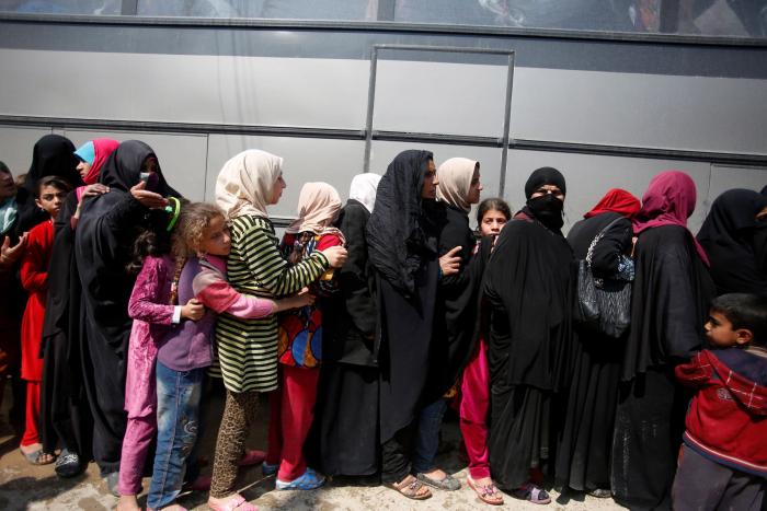 Unicef denuncia que alrededor de 100.000 niños están atrapados en Mosul, tras las líneas de Estado Islámico