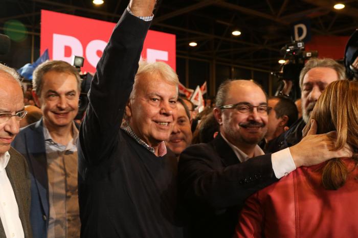 El tuit de Zapata con las propuestas culturales de Susana Díaz que deja estupefactos a Ismael Serrano y a Nacho Vigalondo