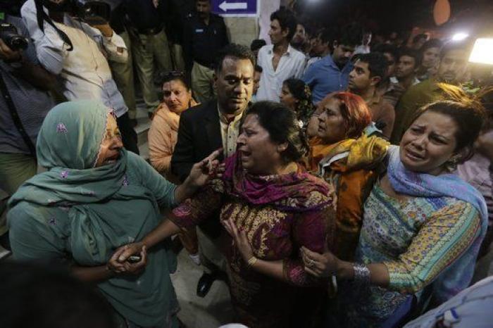 Al menos 69 muertos y más de 300 heridos en un atentado suicida en Lahore
