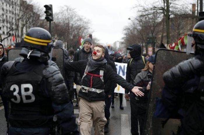 Disturbios en Francia durante la huelga general contra la reforma laboral de Hollande