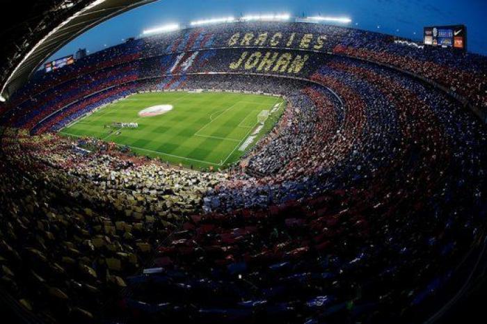 Así ha sido el emotivo homenaje del Camp Nou a Johan Cruyff