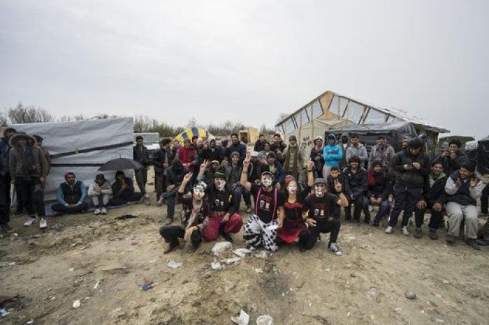 Un rayo de esperanza para los refugiados de Calais (FOTOS)