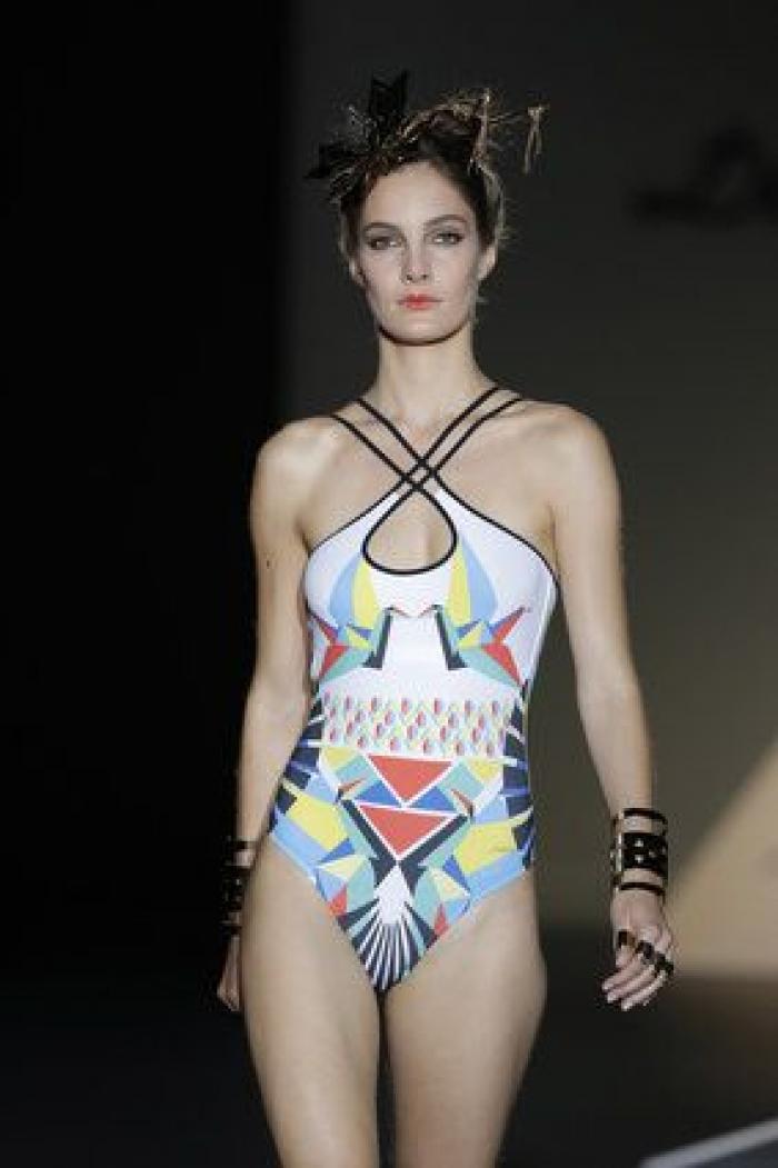 La cocina de la moda: cómo son los vestidos antes de salir a pasarela (FOTOS)