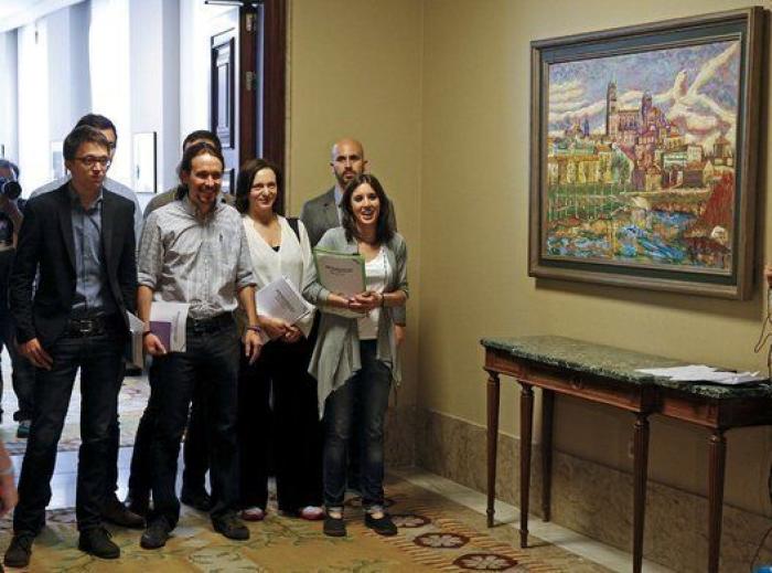 El PSOE: Sigue "vigente" el acuerdo con C's pero es "posible" sumar a Podemos